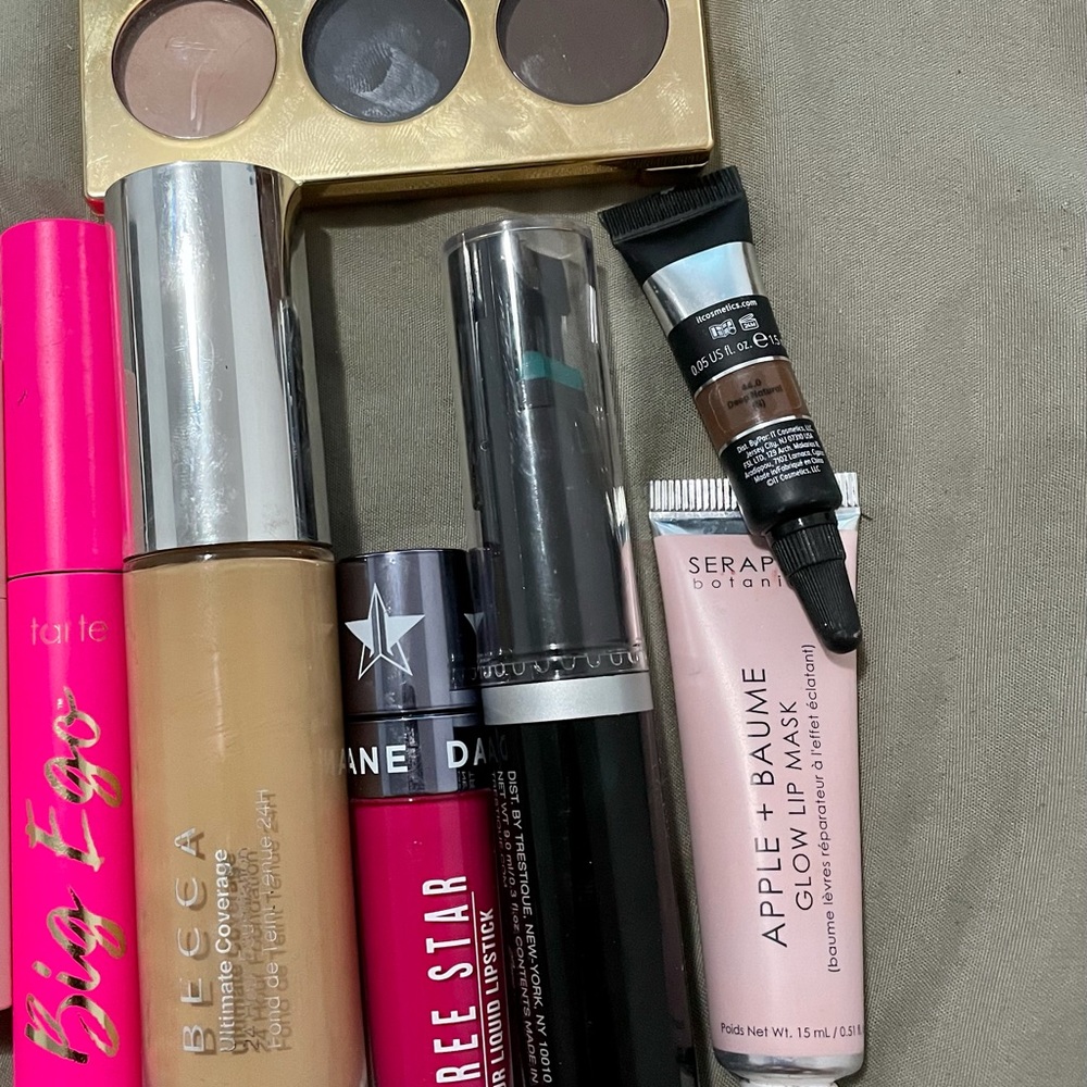 Makeup combo